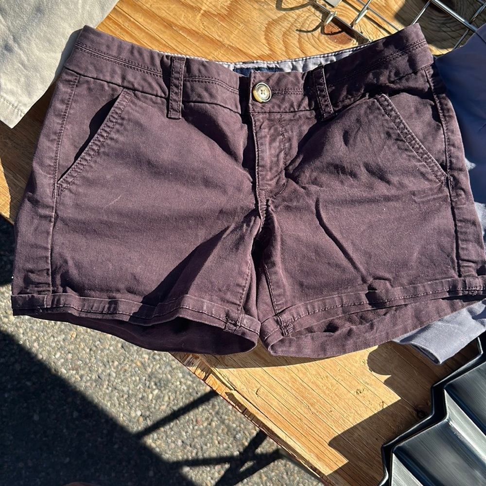 American Eagle Women’s Shorts - Plum MIDI Stretch